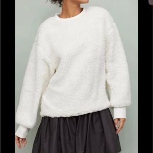 H&M Oversized Straight cut sweater NEW SM.